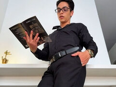 Male Read and Jerking off