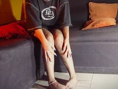 Erotic foot worship and massage with Moodomination