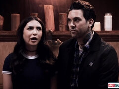 Anal, Grosse bite, Gros seins, Gorge profonde, Branlette thaïlandaise, Transsexuelle, Tatouage