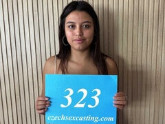 큰 엉덩이, 큰 음경, 큰 가슴, 오랄섹스, 흑갈색 머리, 도기스타일, 밀프