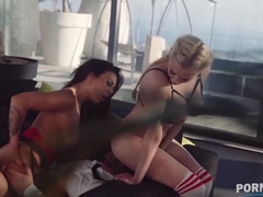 Analny, Duże cycki, Blondynka, Hd, Pończochy, Tatuaż, Trójkąt