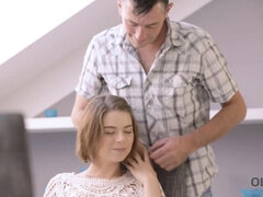 18, Duże cycki, Obciąganie, Cycata, Tatuś, Cipka, Ogolona, Nastolatki