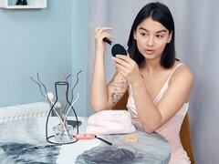 Amatør, Røv, Brunette, Onani, Naturlige bryster, Mager, Solo, Stripning