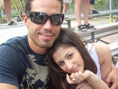 Gros cul, Grosse bite, Sucer une bite, Brunette brune, En levrette, Piercing