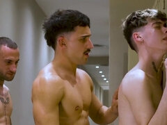 Pik sutte, Brunette, Komme i munden, Sort, Homoseksuel, Hd, Onani, Pov