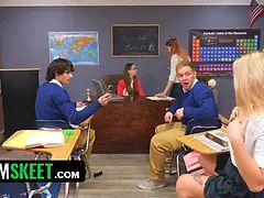 Doggystyle, Hd, Oskyldig, Orgie, Piercing, Mager, Student, Uniform