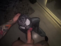 Teen Spider Babe Loves Big Cock in Her Anal