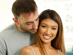 Spalnica, Velik kurac, Fafanje, Doggystyle, Naravne joške, Muco, Koščena, Najstnice