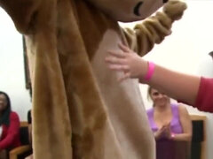 Bj loving bachelorettes sucking two bbc