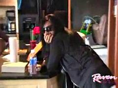 Raven Preps The Worm