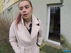 Kuřba, Stříkání spermatu, Na pejska, Na obličej, Honění, Venku, Různé pohledy, Na veřejnosti