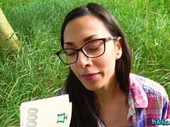 Cash Convinces Slim Beauty To Screw 1 - Public Agent