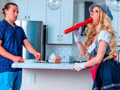 Duży kutas, Blondynka, Obciąganie, Słodka, Styl na pieska, Elastyczny, Drobna