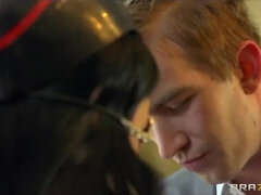 Hatalmas hátsó, Tekintélyes didik