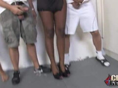 Черные, Грудастые, Семяизвержение, Группа