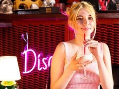 Большая жопа, Большие сиськи, Пальцем, Мастурбация, Бритые, Тощие, Стриптизерша, Молоденькие