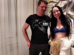 Красивые, Минет, На публике