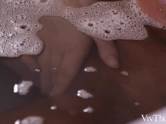 Getting Wet - Purr Simona & Sofi Vega