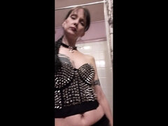 Enthousiasteling, Pissen, Alleen, Tatoeage, Vreemd