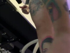 18 anos, Fetiche, Baixinhoa, Piercing, Pontos de vista, Tatuagem, Adolescente