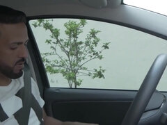 Anal, Stor stjärt, Brunett, Långt ner i halsen, Handjobb, Naturlig, Utomhus, Mager