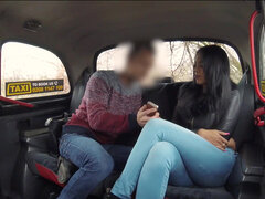 Amateur, Gros seins, Sucer une bite, Voiture, Couple, Tchèque, Fille latino, Pov