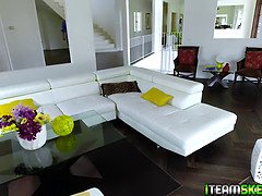 Спальня, Минет, Брюнетки, Секс без цензуры, Хд, Лизание, Киски, Сыновья