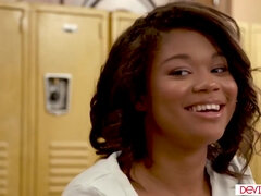 Michelle Anderson And Lesbian Fingering In Ebony Blonde Classmate