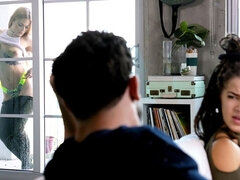 18 jaar, Blond, Pijpbeurt, Sperma in gezicht, Hardcore, Rijden, Tatoeage, Tiener