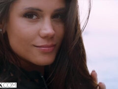 Ξανθιά, Μελαχροινή, Πούτσος, Θηλυκό θηλυκό αρσενικό, Καβάλημα, Τσούλα, Έφηβος, Βυζιά