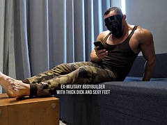 Former military bodybuilder with a big cock and sexy feet