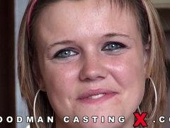Adorabile, Culo, Bionda, Flessibile, Nudo, Piercing, Calzini, Ragazza