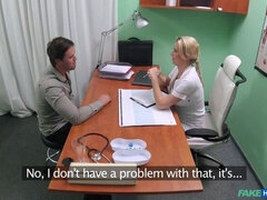 Couple, Médecin, Branlette thaïlandaise, Infirmière, Bureau, Chatte, Uniforme, Voyeur