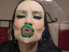 Green Minty Lipstick Glossy Pouty Bimbo Kisses 1080 Fhd