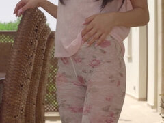 Czech Babe Fingers Herself - hot solo video