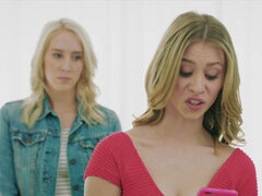 Blonde, Sucer une bite, Tir de sperme, Faciale, Le plan cul à quatre, Groupe, Hd, Interracial