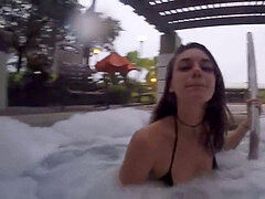 Amatőr, Fürdőszoba, Ondó fröcskölés, Arcra élvezés