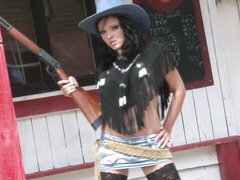 Amatőr, Hatalmas hátsó, Érett feleség, Csupasz, Szabadban, Egyedül, Harisnya, Sztrippelés