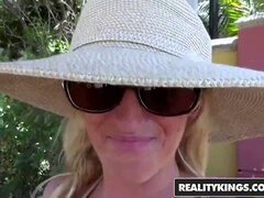 Blondine, Braunhaarige, Geile alte tussi, Hd, Lesbisch, Muschi, Realität, Socken