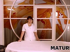 お尻, 茶髪の, エロ熟女, 熟年, 淫乱熟女, 母, オマンコ, 義母