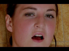 Brunetka, Orgazmus, Pička, Sprcha, Sólo