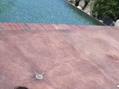 Κώλος, Πίπα, Απιστία, Στο πρόσωπο, Γυμνή, Φυσικά βυζιά, Εκτός, Ματάκιας