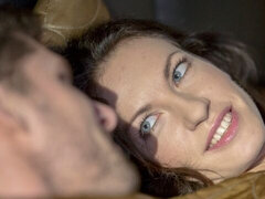 Πρωκτικό, Μεγάλος πούτσος, Πίπα, Μελαχροινή, Ξυρισμένη, Ντουζ, Υγρό