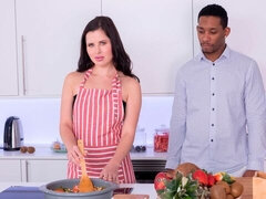 아마추어, 큰 엉덩이, 큰 음경, 드레스, 다른 인종간의, 밀프, 스타킹, 청소년