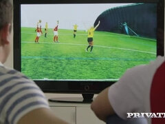 Anál, Blondýna, Kuřba, Na obličej, Skupina, Hd, Tetování, Manželka