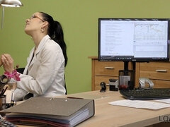 18 χρονον, Πίπα, Μελαχροινή, Ζευγάρι, Τσέχα, Ηδ, Λεφτά, Έφηβος