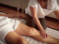 Authentic Thai rubdown on the floor with a heavenly finish