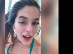 Perse, Iso perse, Suihinotto, Ruskeahiuksinen, Takaapäin, Pikkarit, Näkökulma pov, Teini