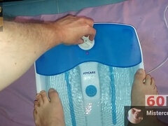 Amatorka, Duży kutas, Obciąganie stopami, Masturbacja