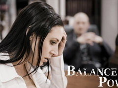 Stora tuttar, Avsugning, Sperma i munnen, Sperma shot, Doggystyle, Hardcore, Milf, Naturliga tuttar